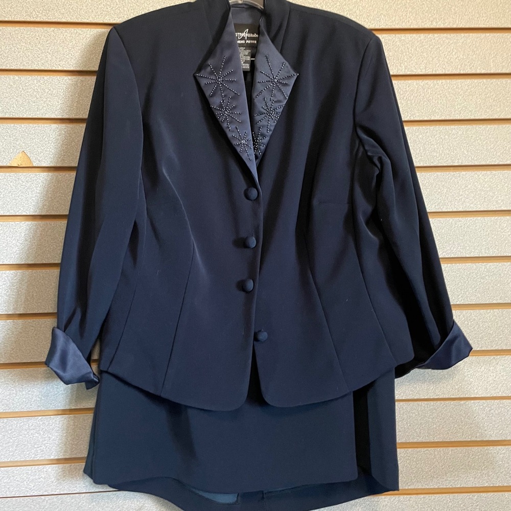 Positive Attitude Skirt Suit Set Beaded Collar Petite Size 16